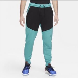 Nike Sportswear Tech Fleece Joggers